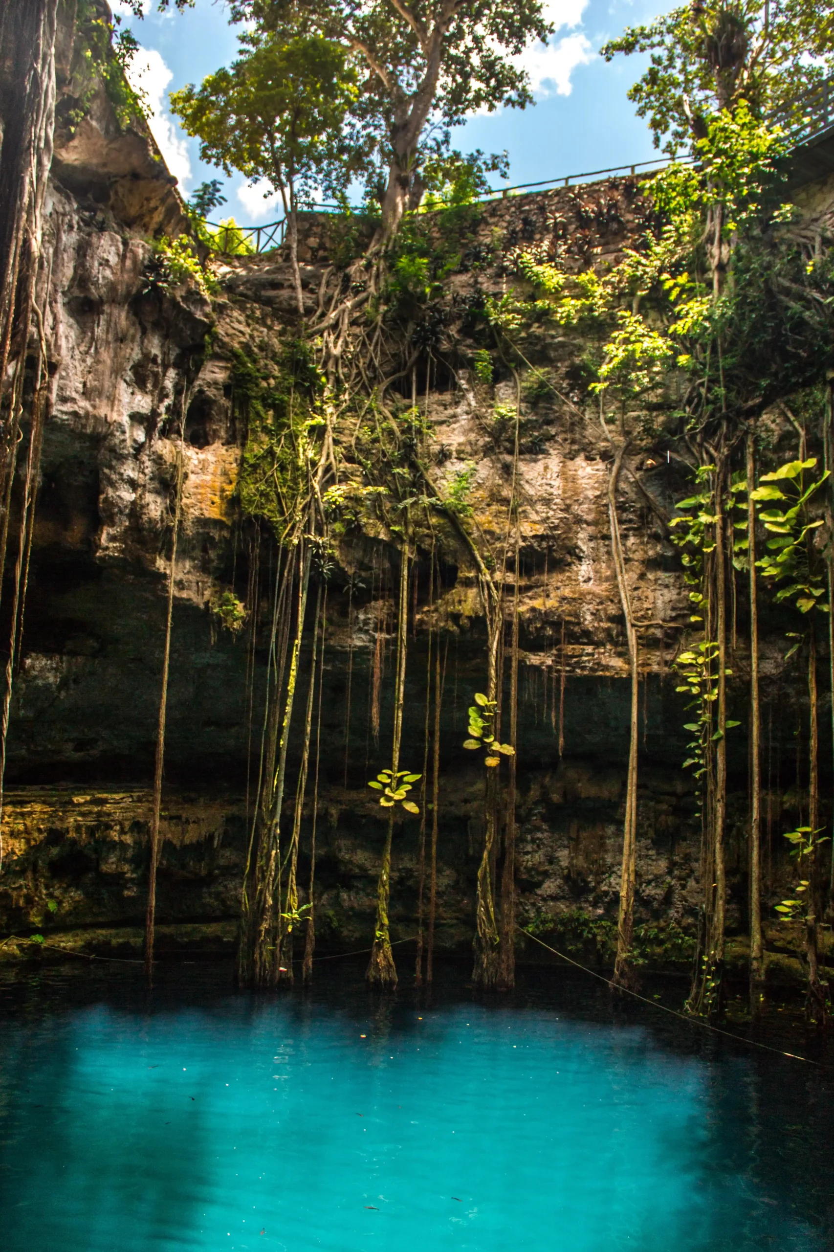 cenote-mexico
