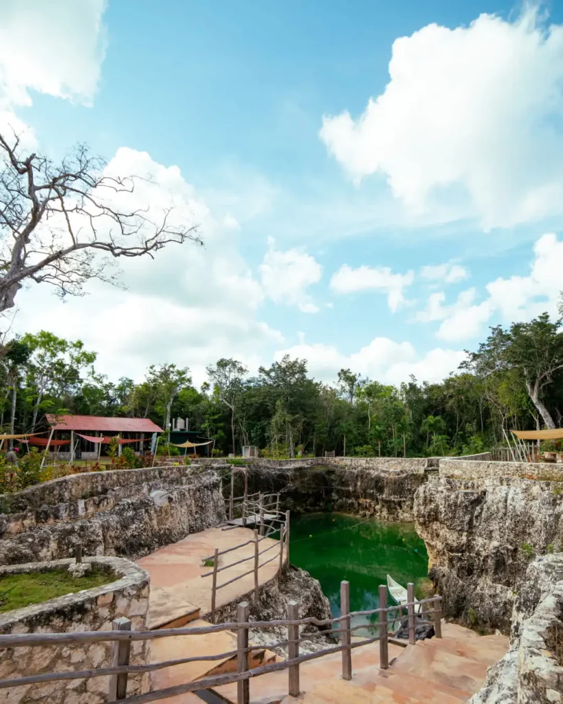 Que Hace al Cenote Maravilla