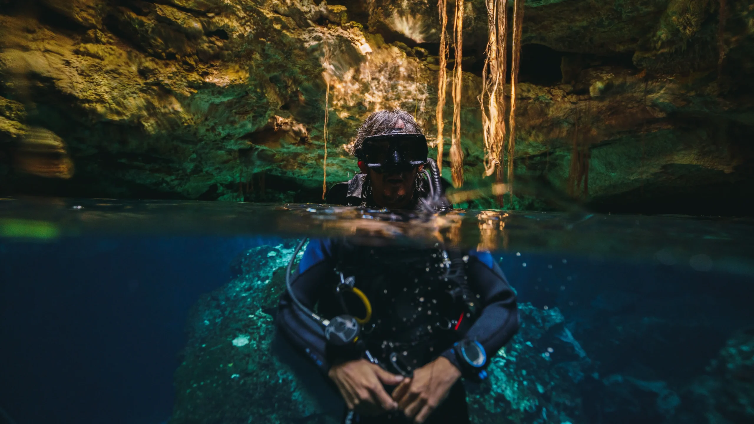 cenote el pit