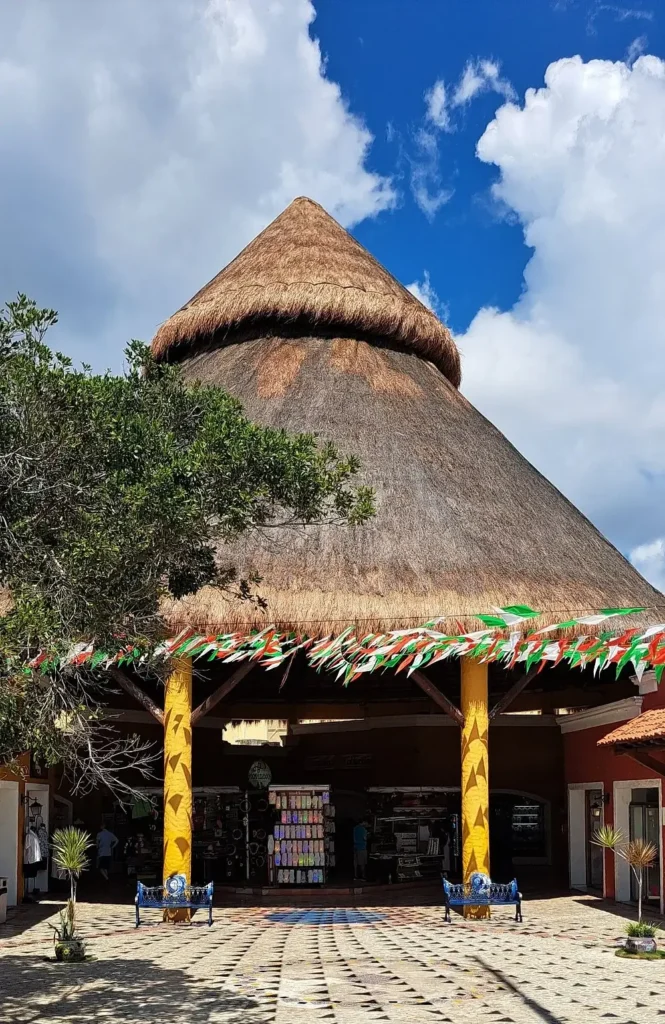 Plaza Playacar