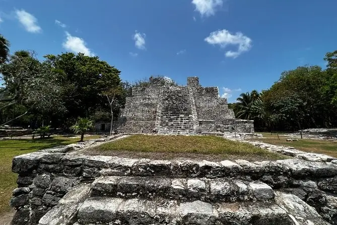 Pirámide de El Meco